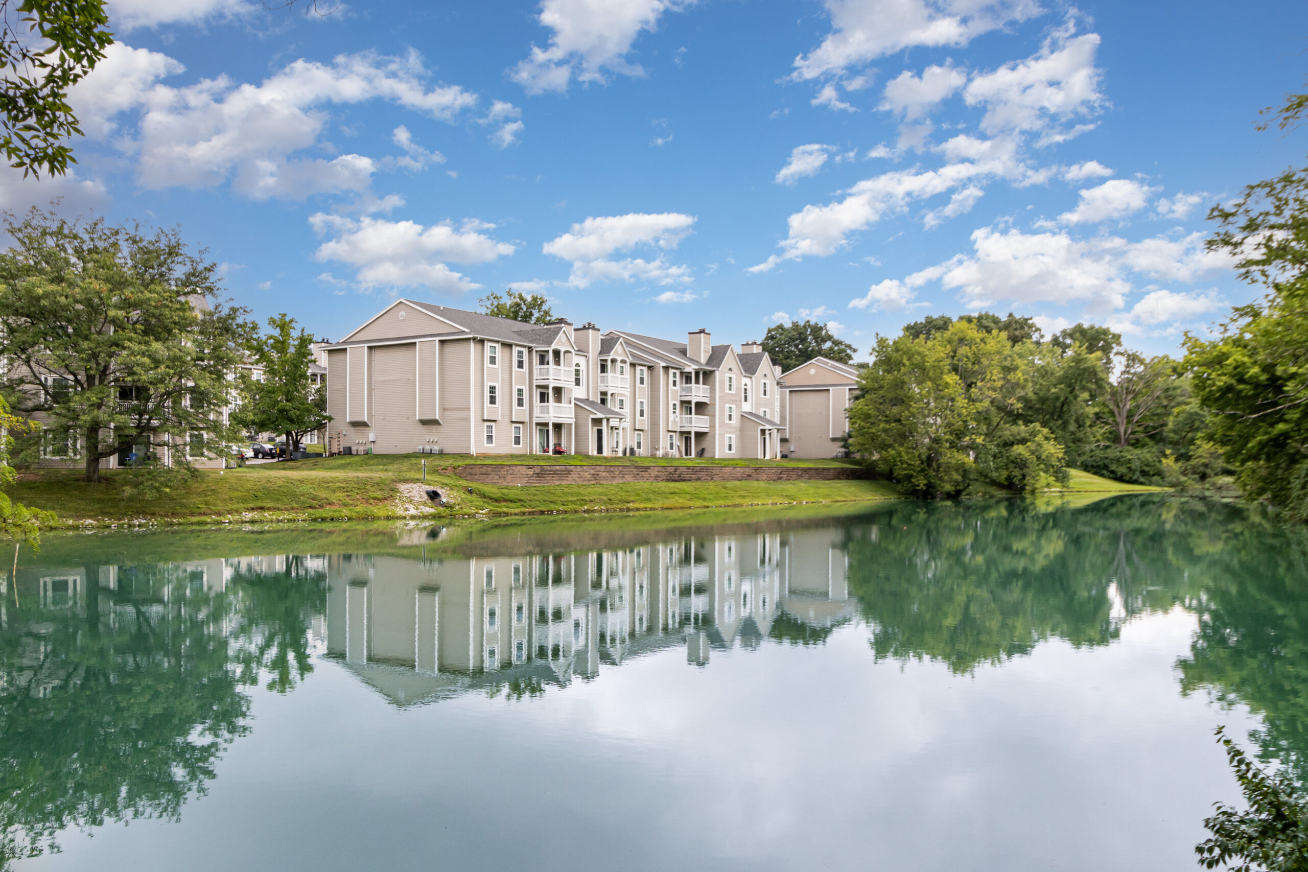 024_7650_ewing_blvd_38-edit_806